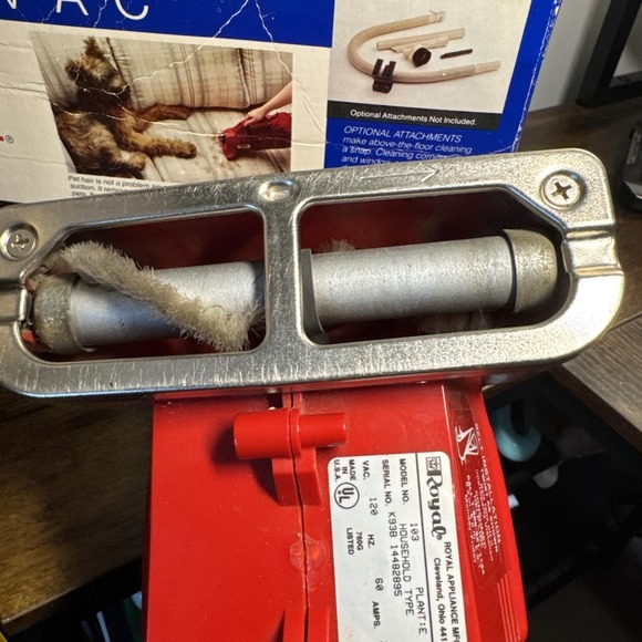 VTG Dirt Devil Hand Vac Vacuum Model 103 Royal Vacuum Red USA Works - Picture 8 of 8